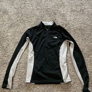 North face half zip size small